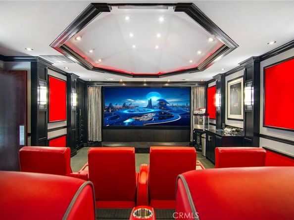 29302 Laro Drive, Agoura Hills CA 91301