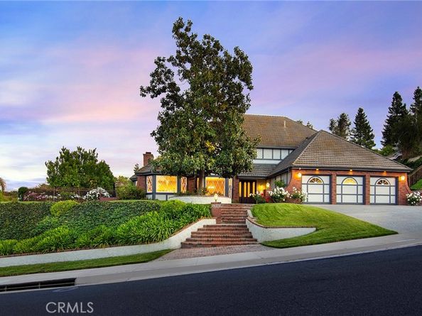 29302 Laro Drive, Agoura Hills CA 91301