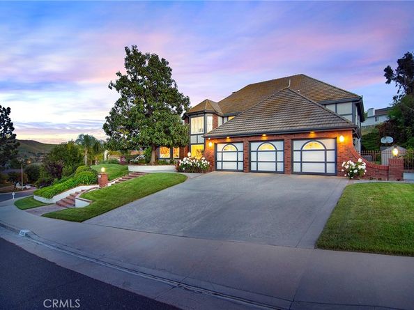 29302 Laro Drive, Agoura Hills CA 91301