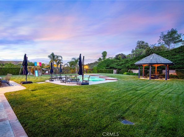 29302 Laro Drive, Agoura Hills CA 91301