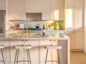 5125 Meridian Street, Los Angeles CA 90042