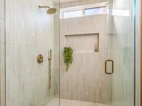 5125 Meridian Street, Los Angeles CA 90042