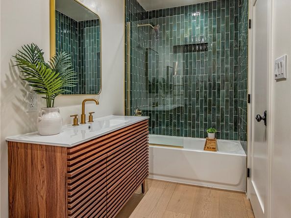 5125 Meridian Street, Los Angeles CA 90042