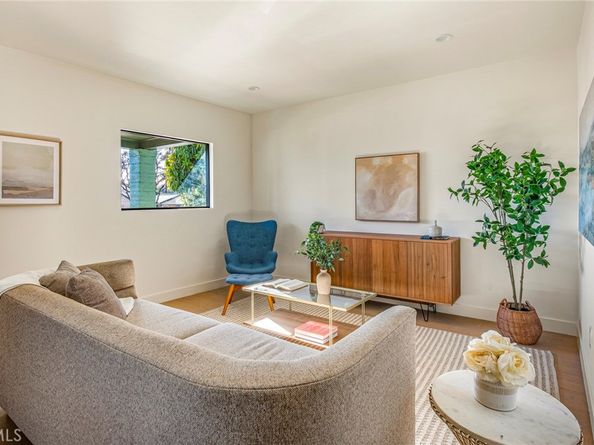 5125 Meridian Street, Los Angeles CA 90042