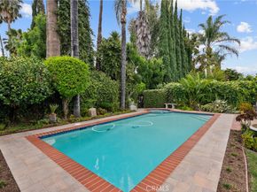 6325 Yolanda, Tarzana CA 91335