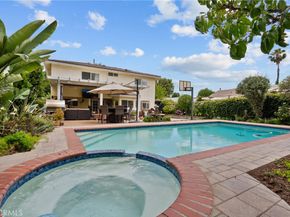 6325 Yolanda, Tarzana CA 91335