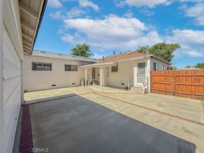 6318 Cartwright Avenue, North Hollywood CA 91606