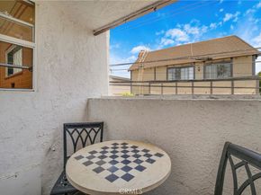1115 19th 10, Santa Monica CA 90403