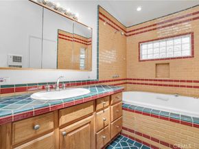 1115 19th 10, Santa Monica CA 90403