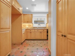 1115 19th 10, Santa Monica CA 90403