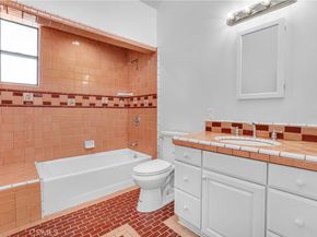 1115 19th 10, Santa Monica CA 90403