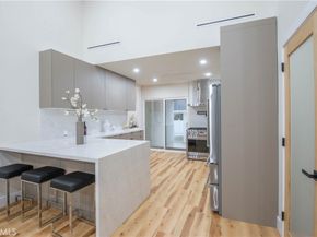 17905 Bullock Street, Encino CA 91316