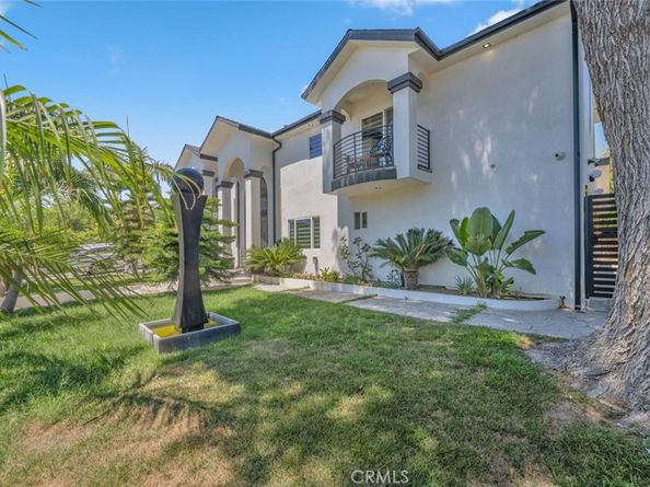 17043 Gunther Street, Granada Hills CA 91344