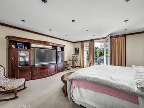 18423 Linnet, Tarzana CA 91356