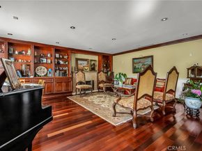 18423 Linnet, Tarzana CA 91356