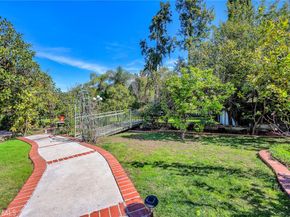 18423 Linnet, Tarzana CA 91356