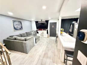 15555 Nordhoff 10, North Hills CA 91343