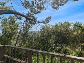 126 Pueblo Lane, Topanga CA 90290