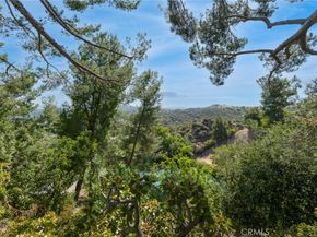 126 Pueblo Lane, Topanga CA 90290