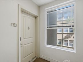 917 S New Hampshire 301, Los Angeles CA 90006