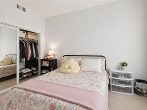 917 S New Hampshire 301, Los Angeles CA 90006