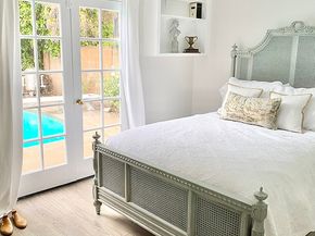 26261 Veva Way, Calabasas CA 91302