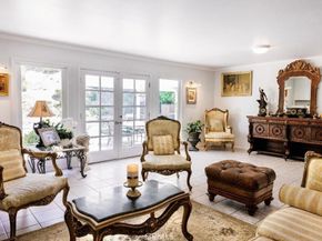 26261 Veva Way, Calabasas CA 91302