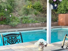 26261 Veva Way, Calabasas CA 91302