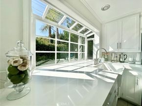 26261 Veva Way, Calabasas CA 91302