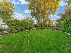 23134 Collins Street, Woodland Hills CA 91367