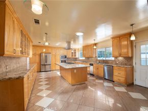 13608 Bassett Street, Valley Glen CA 91405