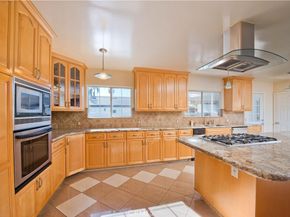 13608 Bassett Street, Valley Glen CA 91405