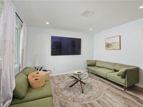 13608 Bassett Street, Valley Glen CA 91405