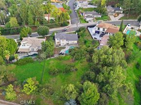 4747 Ellenita, Tarzana CA 91356