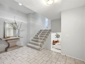 4747 Ellenita, Tarzana CA 91356
