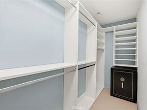 4747 Ellenita, Tarzana CA 91356