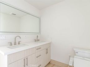 1598 Long Beach Boulevard 305, Long Beach CA 90813