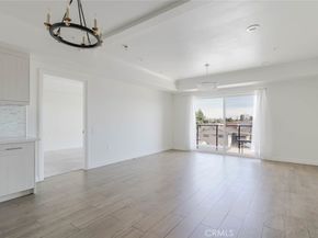 1598 Long Beach Boulevard 305, Long Beach CA 90813