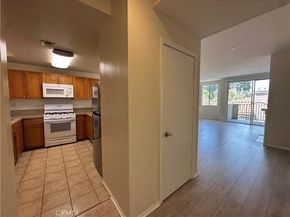 7551 Jordan 304, Canoga Park CA 91303