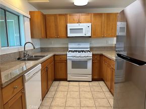 7551 Jordan 304, Canoga Park CA 91303