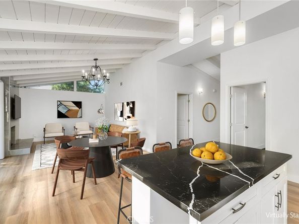 8341 Delco Avenue, Winnetka CA 91306