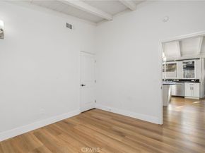 8341 Delco Avenue, Winnetka CA 91306