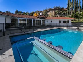 4620 Caritina, Tarzana CA 91356