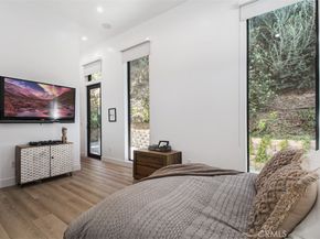 4620 Caritina, Tarzana CA 91356