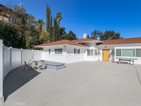 4620 Caritina, Tarzana CA 91356