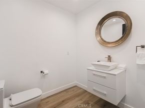 4620 Caritina, Tarzana CA 91356