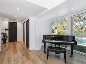 4620 Caritina, Tarzana CA 91356