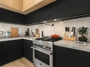 4620 Caritina, Tarzana CA 91356