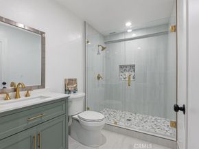 4330 Alhama, Woodland Hills CA 91364