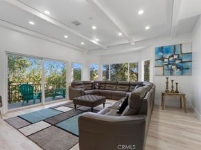 4330 Alhama, Woodland Hills CA 91364